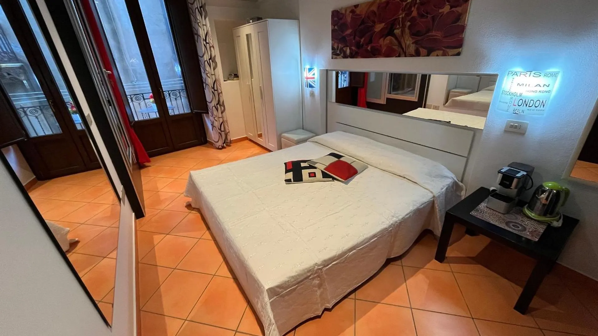 Cefalu Cozy Flat 0*,  İtalya
